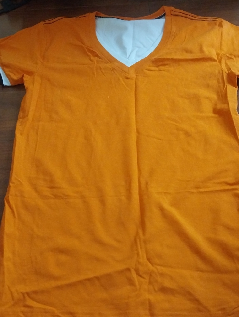 V-Neck Short Sleeve Tee in Orange